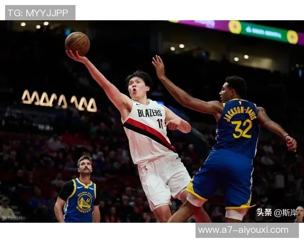 12月26日NBA精彩对决爵士队与开拓者队的比赛录像回放分析与精彩瞬间回顾